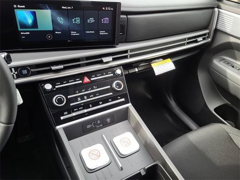 New 2026 Hyundai Santa Fe SE image 16