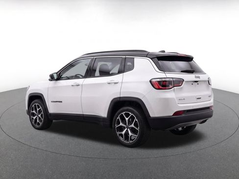 Used 2025 Jeep Compass Limited AWD/4WD image 6