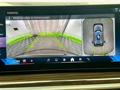 New 2026 BMW X5 xDrive40i w/ Premium Package AWD/4WD image 15