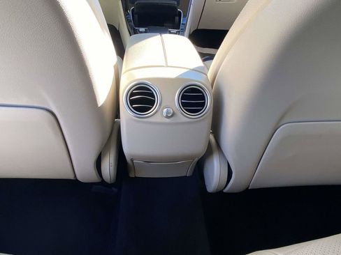 Used 2021 Mercedes-Benz GLC 300 4MATIC image 10