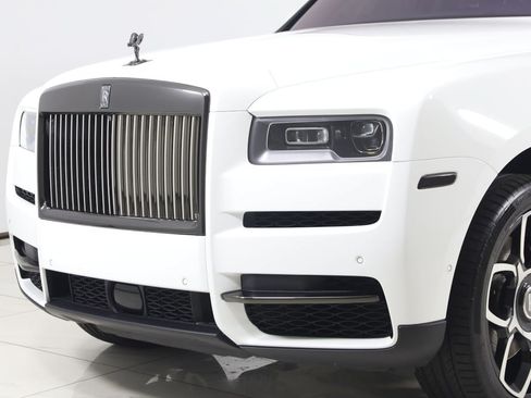 Used 2024 Rolls-Royce Cullinan Black Badge AWD/4WD image 91