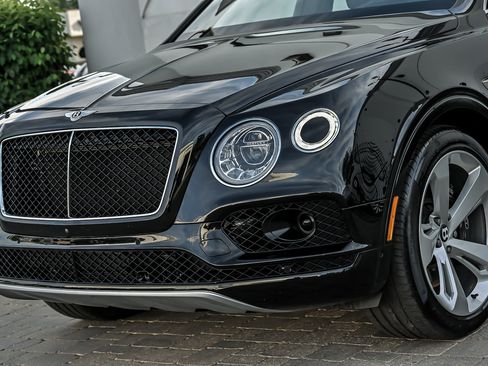 Used 2020 Bentley Bentayga AWD/4WD image 6