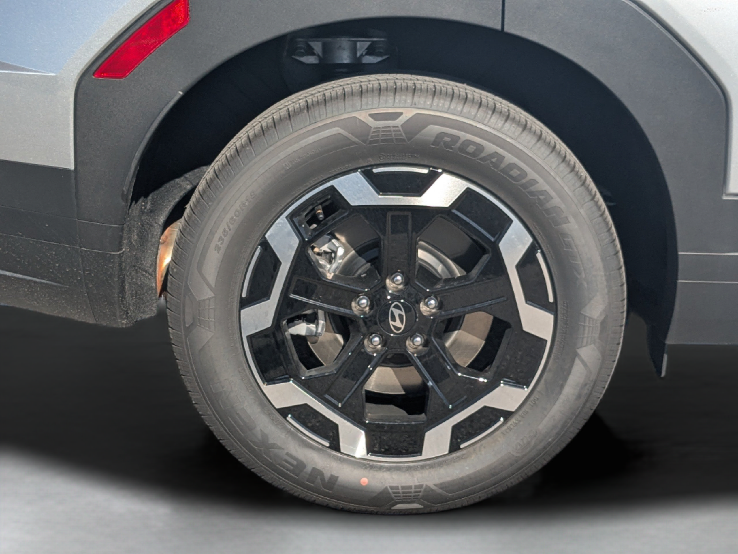 New 2027 Hyundai Santa Fe SE FWD image 13