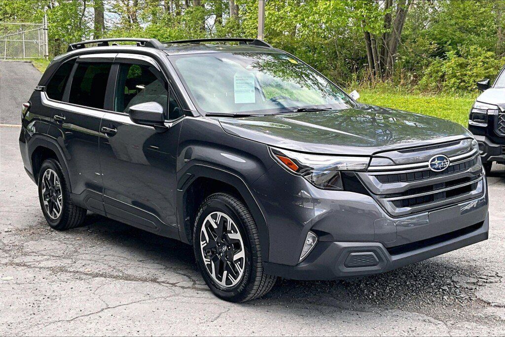 Used 2026 Subaru Forester Premium AWD/4WD image 19