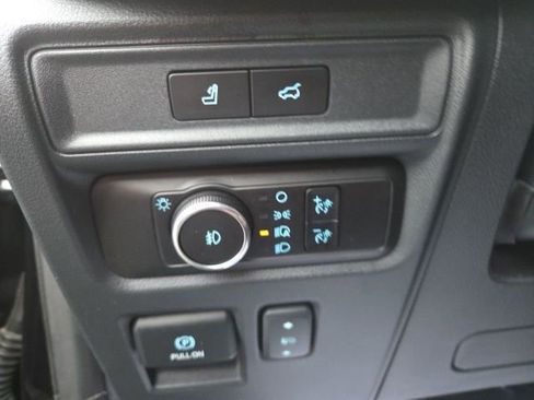 Used 2023 Ford Expedition Max Limited AWD/4WD image 19