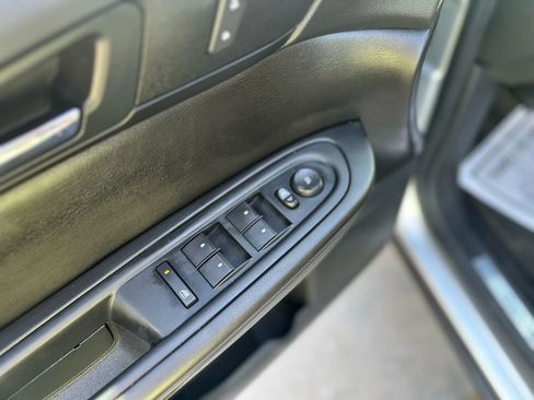 Used 2017 Chevrolet Traverse LT image 14