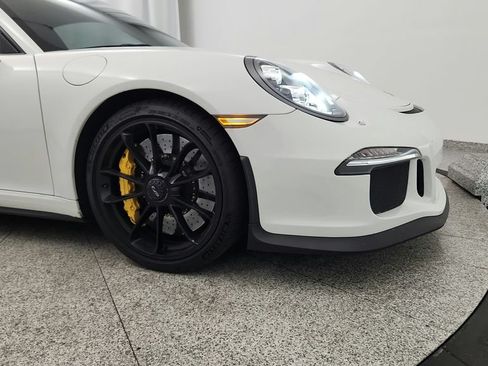 Used 2014 Porsche 911 GT3 RWD image 39
