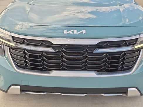 Certified 2024 Kia Seltos S AWD/4WD image 9
