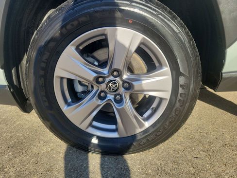 Certified 2023 Toyota RAV4 XLE image 38