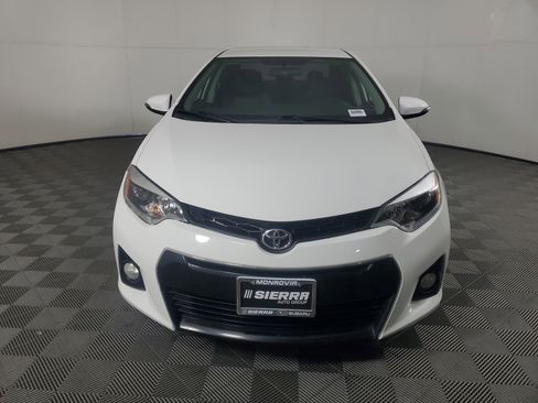 Used 2015 Toyota Corolla LE image 9