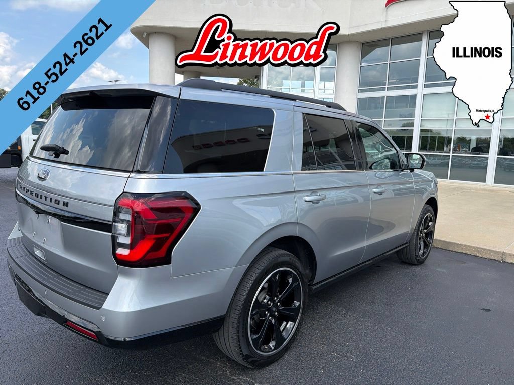 Used 2024 Ford Expedition Limited AWD/4WD image 7