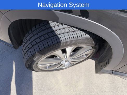 Used 2019 Subaru Ascent Touring image 2