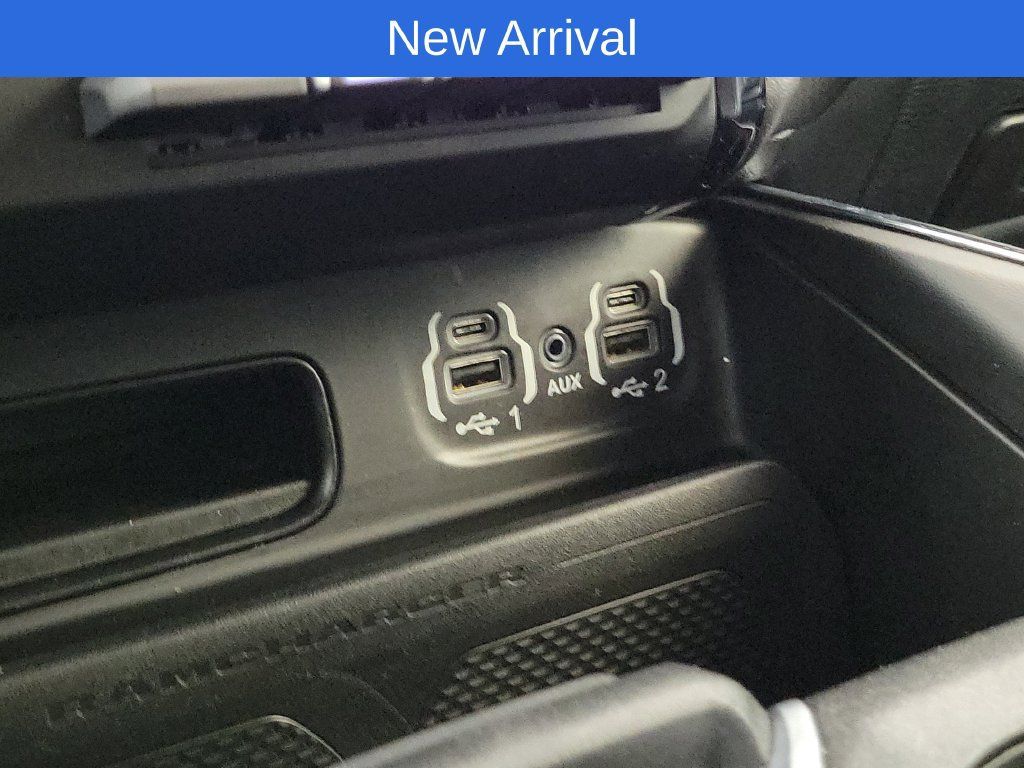 Used 2023 RAM 1500 Laramie RWD image 22