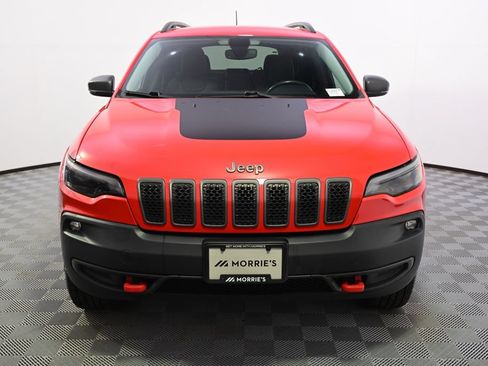 Used 2019 Jeep Cherokee Trailhawk AWD/4WD image 10