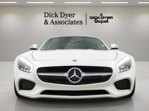 Used 2017 Mercedes-Benz AMG GT Coupe image 4