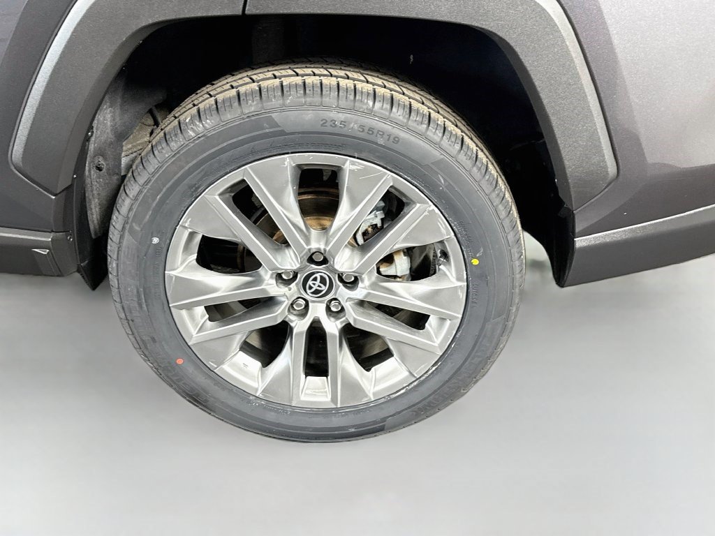 Used 2023 Toyota RAV4 XLE Premium FWD image 36