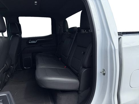 Used 2025 GMC Sierra 1500 SLT RWD image 16
