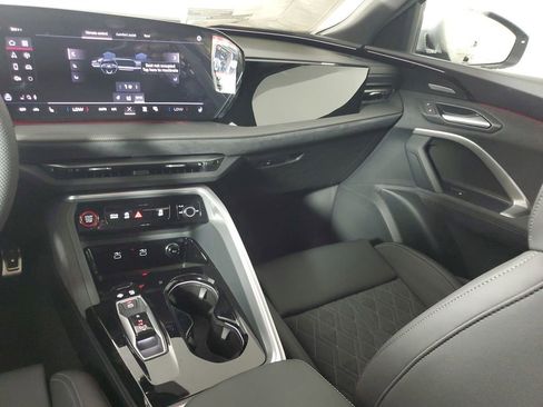 New 2025 Audi SQ5 Premium Plus image 16