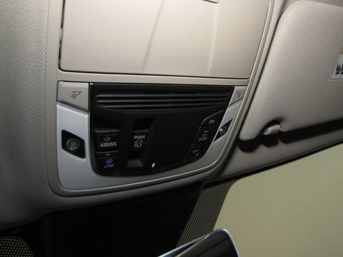 Used 2021 Acura TLX image 8