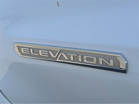 Certified 2022 GMC Sierra 1500 Elevation image 4