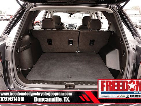 Used 2022 Chevrolet Equinox LS w/ Driver Confidence II Package image 47