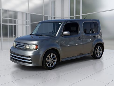 Used 2010 Nissan Cube 1.8 S Krom Edition w/ Interior Designer Pkg image 2