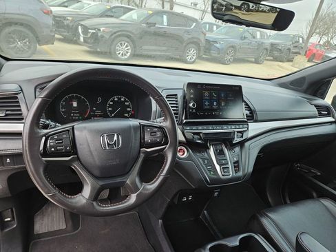 Used 2025 Honda Odyssey Sport-L image 16