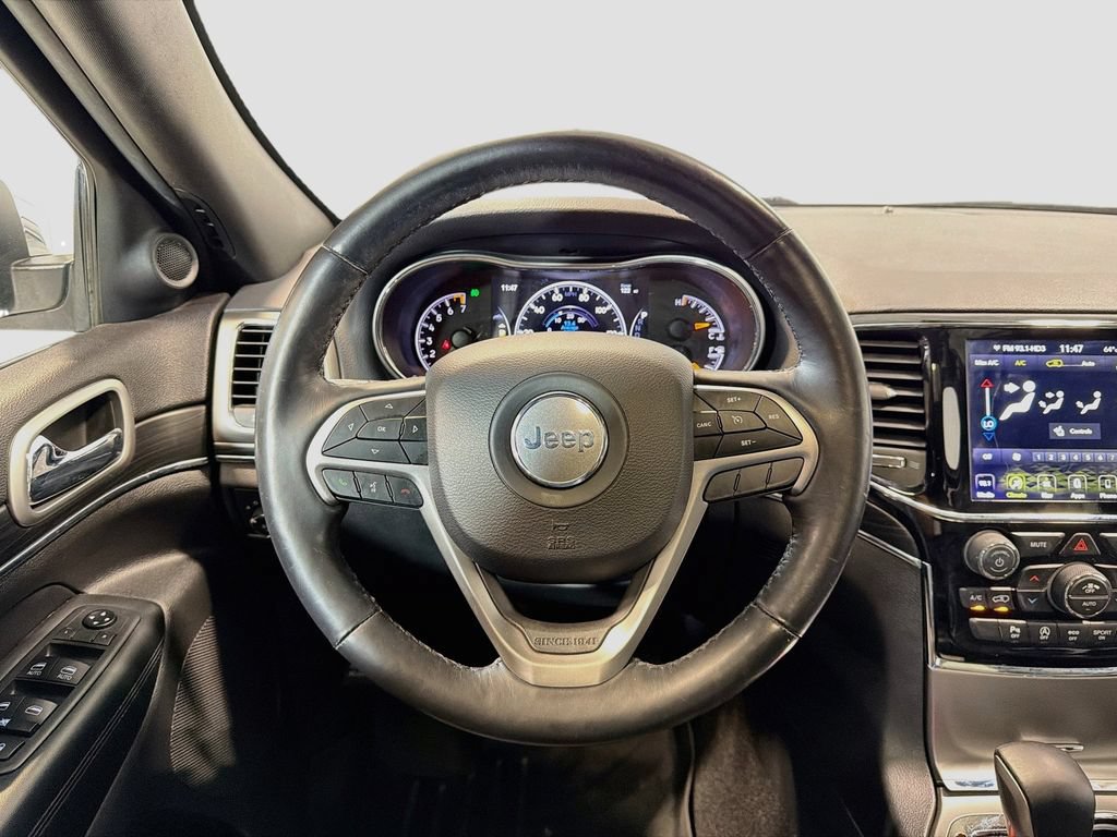 Used 2020 Jeep Grand Cherokee Limited AWD/4WD image 23