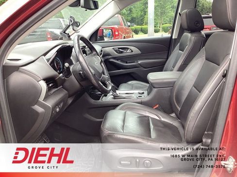 Used 2020 Chevrolet Traverse RS AWD/4WD image 19