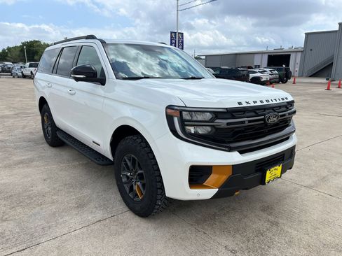New 2026 Ford Expedition Tremor AWD/4WD image 1