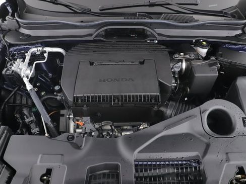 Used 2025 Honda Pilot Elite image 15