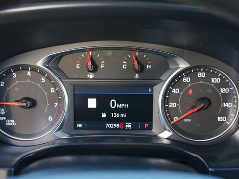 Used 2023 GMC Acadia AT4 w/ Preferred Package image 18