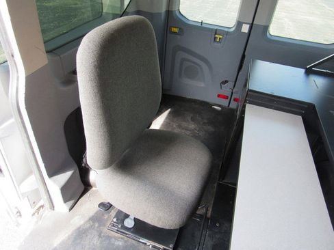 Used 2018 Ford Transit 150 XLT RWD image 19