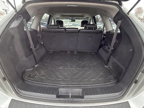 Used 2010 Hyundai Veracruz Limited FWD image 15