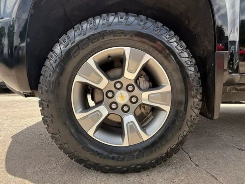 Used 2020 Chevrolet Colorado Z71 AWD/4WD image 23