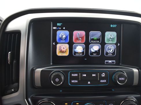 Used 2018 GMC Sierra 1500 SLT image 16