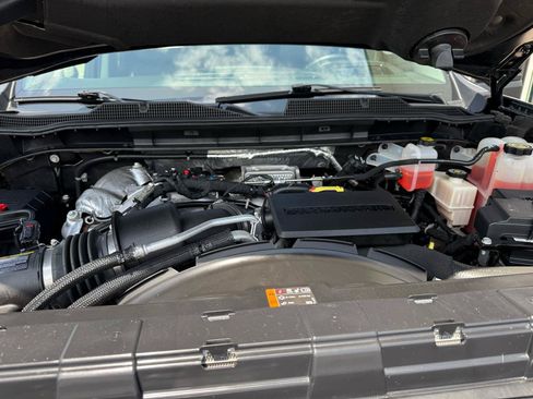Used 2021 Chevrolet Silverado 2500 LTZ w/ LTZ Plus Package AWD/4WD image 8