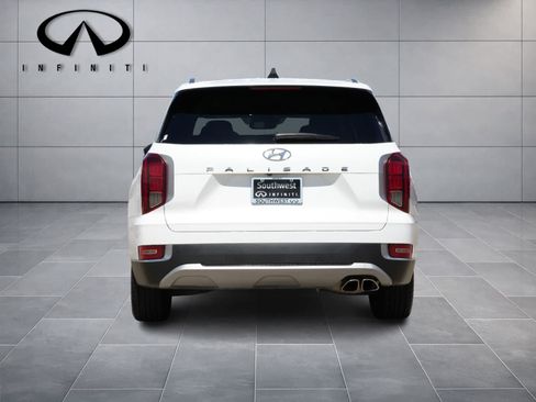 Used 2021 Hyundai Palisade SEL w/ Premium Package FWD image 6