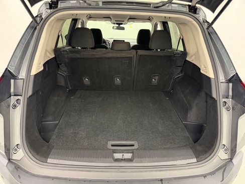 Used 2023 Nissan Rogue S AWD/4WD image 5