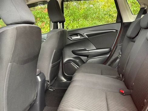 Used 2018 Honda Fit EX image 5