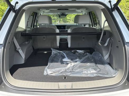 New 2026 Hyundai Palisade SEL Premium FWD image 18