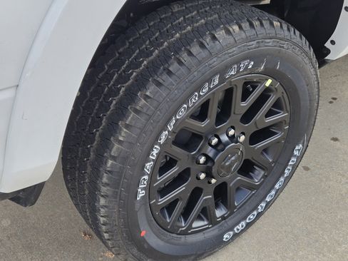 New 2026 RAM 2500 Limited AWD/4WD image 7