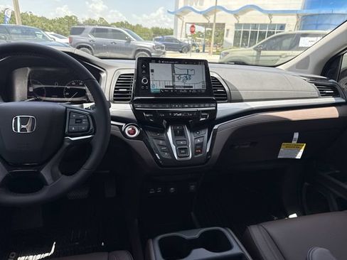 New 2026 Honda Odyssey Touring image 22