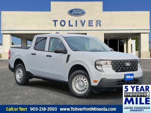 New 2025 Ford Maverick XL image 1