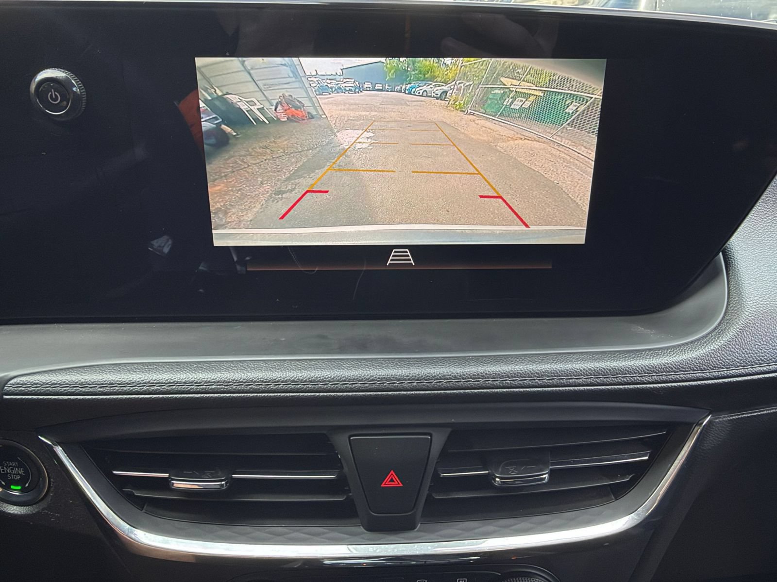 Used 2025 Buick Encore GX Preferred AWD/4WD image 22