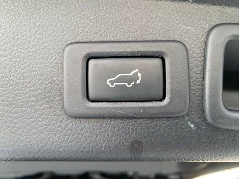 Used 2014 Subaru Forester 2.5i Touring image 11