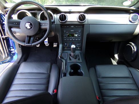 Used 2007 Ford Mustang Shelby GT500 RWD image 20
