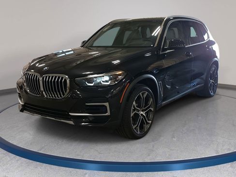 Used 2023 BMW X5 sDrive40i w/ Premium Package image 1
