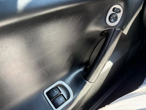 Used 2008 Pontiac Solstice Convertible w/ Preferred Package image 23