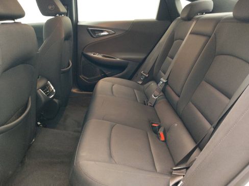 Used 2020 Chevrolet Malibu LT FWD image 18